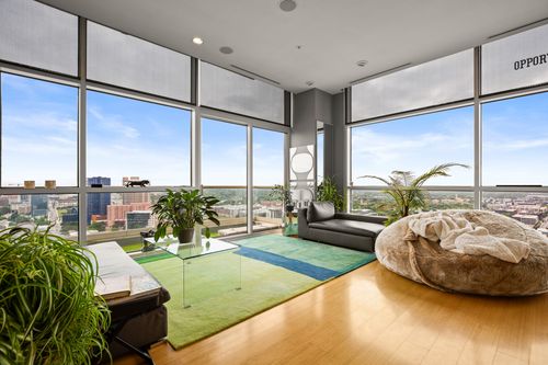 apt-2901-555 E 5th St, Austin, TX, 78701-4150 | Card Image