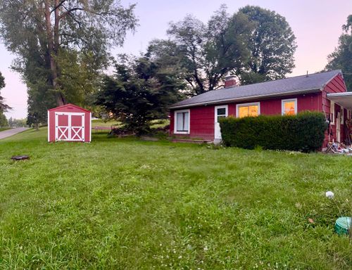 445 Rainbow Dr Ne, Lancaster, OH, 43130-9194 | Card Image