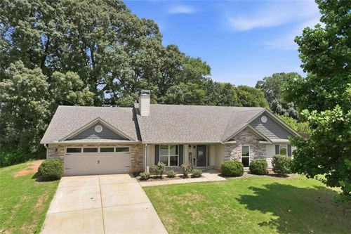 482 Logans Way, Hoschton, GA, 30548-6112 | Card Image