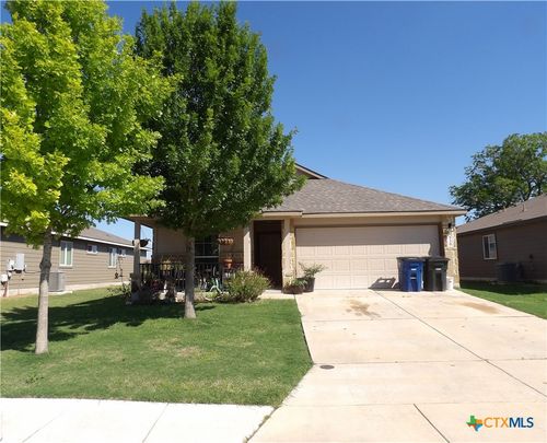 930 Pumpkin Rdg, New Braunfels, TX, 78130-2172 | Card Image