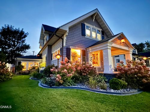 409 3rd Ave E, Williston, ND, 58801-5503 | Card Image