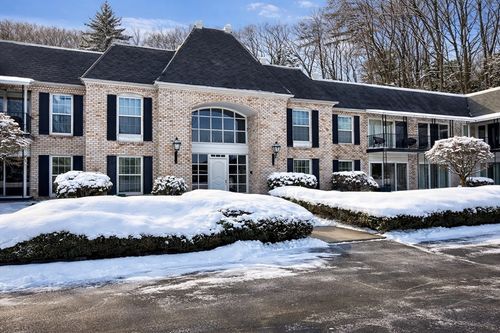 apt-204-324 Russell Rd, Westfield, MA, 01085-2157 | Card Image