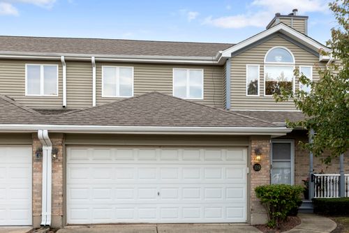 119-119 Pheasant Dr, Countryside, IL, 60525-3977 | Card Image