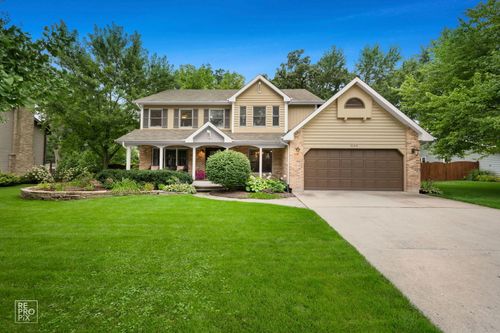 3109 Judy Ln, Mchenry, IL, 60050-5754 | Card Image