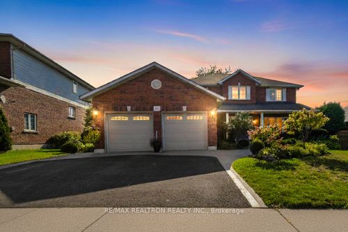 871 Grand Ridge Ave, Oshawa, ON, L1K2M4 | Card Image