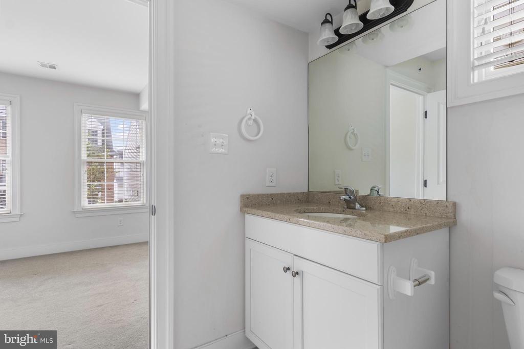 Residential in KENNETT SQUARE