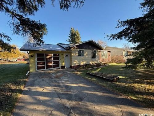 128 First Ave S, Norquay, SK, S0A0L1 | Card Image