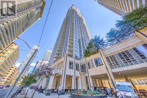 2813-761 Bay St, Toronto, ON, M5G2R2 | Card Image