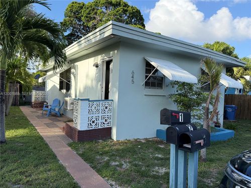1-645 Ne 35th St, Oakland Park, FL, 33334-2853 | Card Image