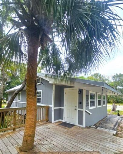 10th St, Ruskin, FL 33570