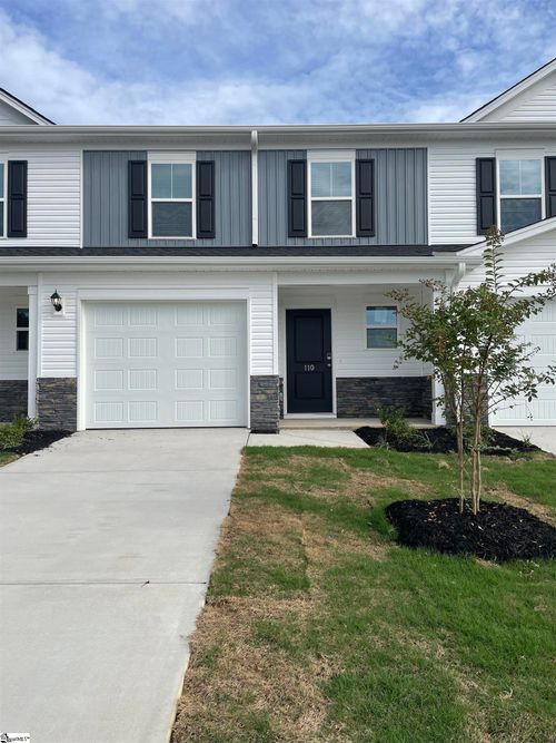 104 Mclauren Pl, Fountain Inn, SC, 29644-2501 | Card Image