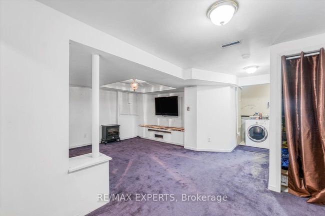 28 Pantages Crt, House other with 3 bedrooms, 3 bathrooms and 2 parking in Brampton ON | Image 13