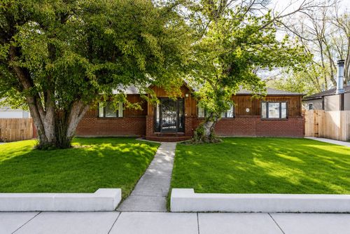 241 Bramwell St, Green River, WY, 82935-4846 | Card Image