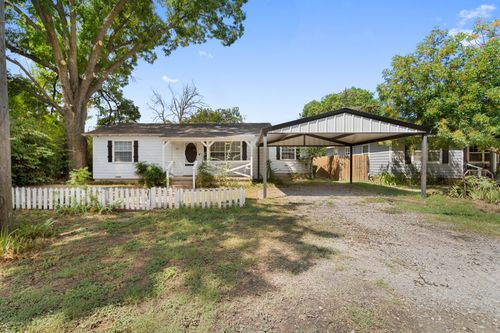 221 N Avenue A, Springtown, TX, 76082-2421 | Card Image