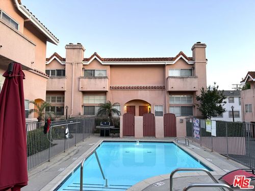 123-7320 Balboa Blvd, Lake Balboa, CA, 91406-2761 | Card Image
