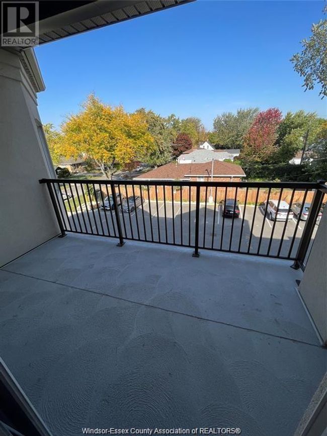 305 - 480 Fairview Blvd, Condo with 2 bedrooms, 2 bathrooms and null parking in Windsor ON | Image 20
