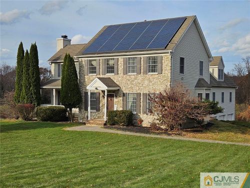 37 Woodland Heights Cir, Glen Gardner, NJ, 08826-3149 | Card Image