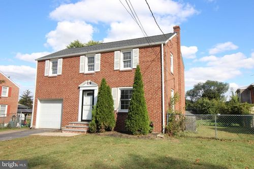 203 Latimer St, Wilmington, DE, 19804-2256 | Card Image