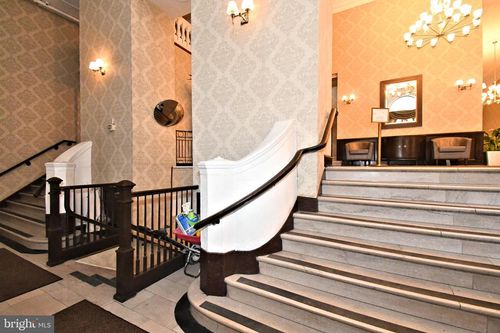 apt-905-1324 Locust St, PHILADELPHIA, PA, 19107-5649 | Card Image