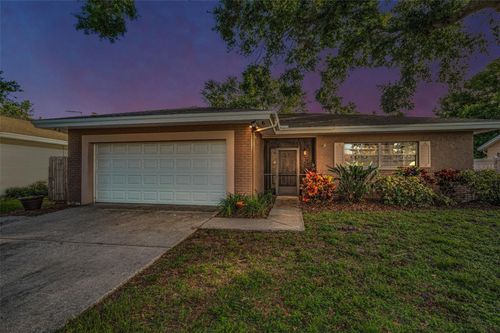 2010 Groveland Rd, PALM HARBOR, FL, 34683-3332 | Card Image