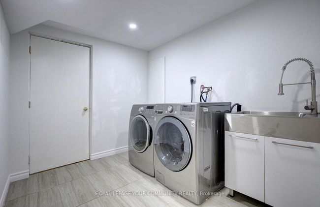 2 Bestview Cres, House other with 4 bedrooms, 4 bathrooms and 2 parking in Maple ON | Image 35