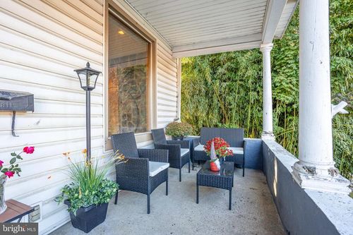 2027 Derry St, HARRISBURG, PA, 17104-2336 | Card Image