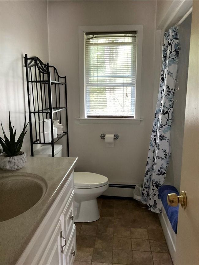 963 State Route 17 B, House other with 3 bedrooms, 1 bathrooms and 1 parking in Bethel NY | Image 13