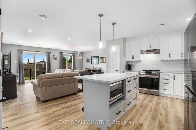 103 - 271 Belfort St, Condo with 2 bedrooms, 1 bathrooms and 1 parking in Embrun ON | Image 5