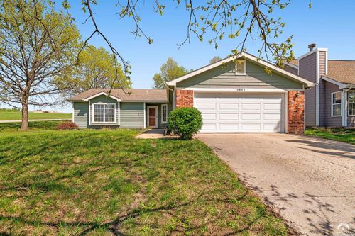 4844 W 24th St, Lawrence, KS, 66047-9622 | Card Image