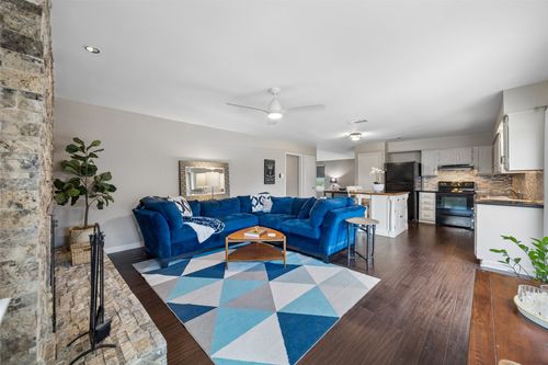 1809 Windsong Trl, Richardson, TX, 75081-4752 | Card Image
