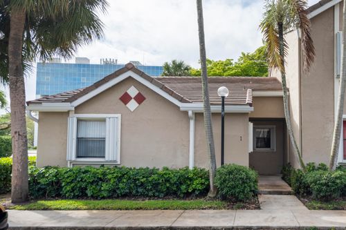 f1-9641 Riverside Dr, Coral Springs, FL, 33071-6885 | Card Image