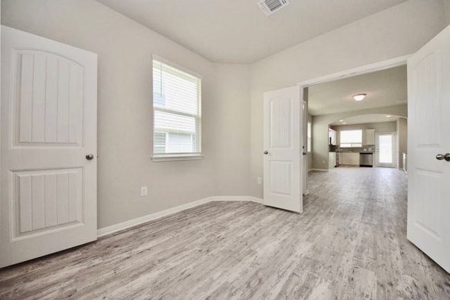 UNIT-5 - 1701 Logan Dr, Townhouse with 3 bedrooms, 2 bathrooms and 4 parking in Round Rock TX | Image 18