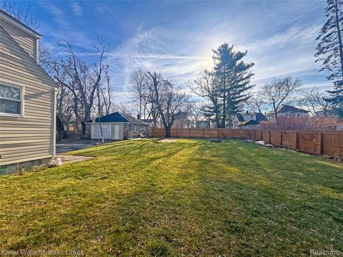 78 E Strathmore Ave, Pontiac, MI, 48340-2764 | Card Image