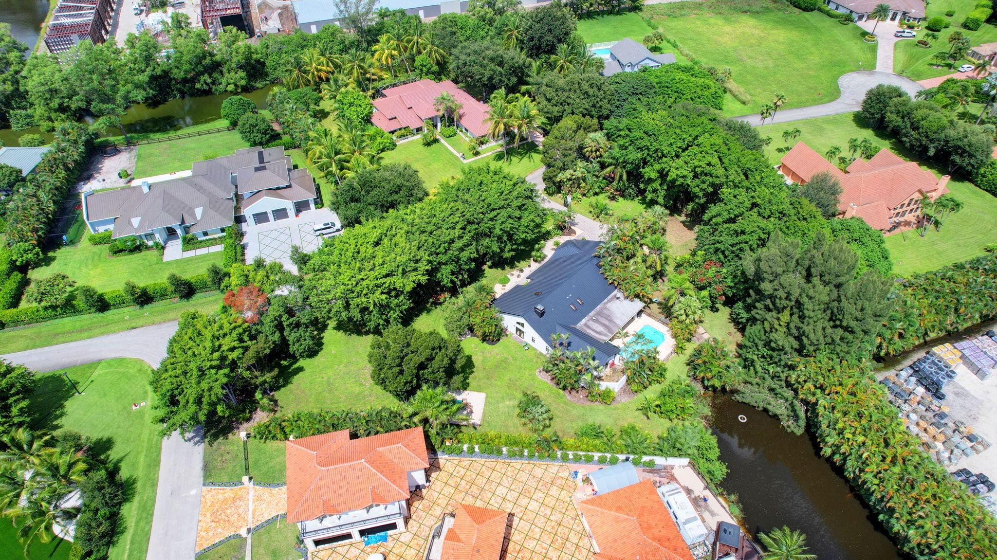 Tall Oak Ave, Delray Beach, FL 33446