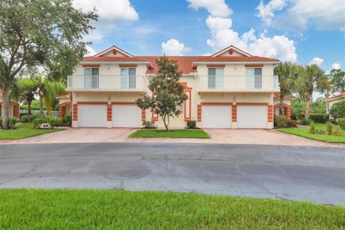 7269 Fountain Palm Cir, BRADENTON, FL, 34203-7197 | Card Image