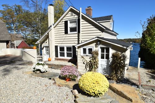 49 Vernon Rd, Bolton, CT, 06043-7324 | Card Image