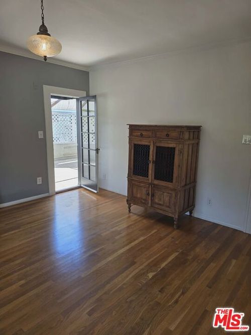 c-1275 N Wilton Pl, Los Angeles, CA, 90038-2477 | Card Image