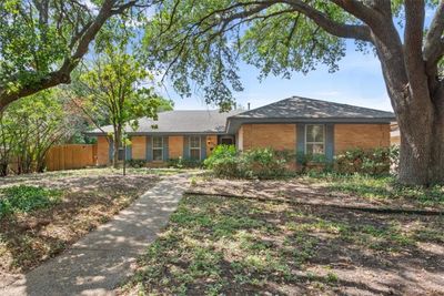 5507 Lake Highlands Drive, House other with 3 bedrooms, 2 bathrooms and 2 parking in Waco TX | Image 2