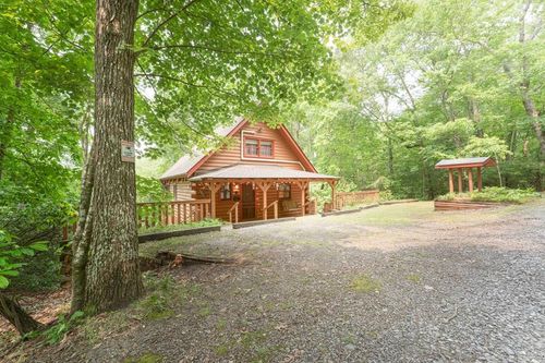 90 Pounding Mill Knob, Hayesville, NC, 28904-4898 | Card Image