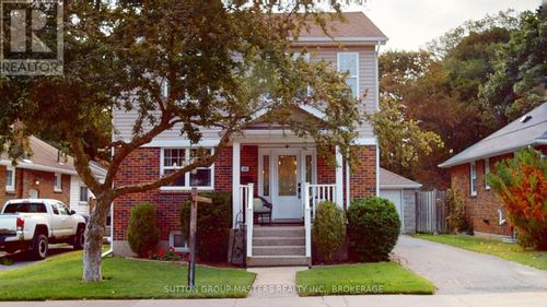 160 Napier Street, Kingston (Central City East), ON, K7L4G5 | Card Image