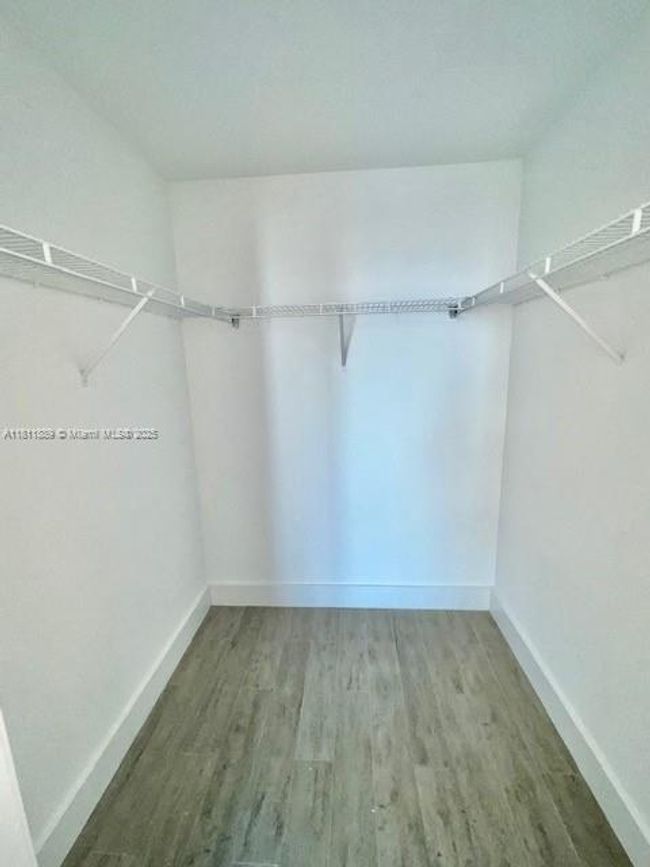 PH4023 - 1111 Sw 1 St Ave, Condo with 2 bedrooms, 2 bathrooms and null parking in Miami FL | Image 6