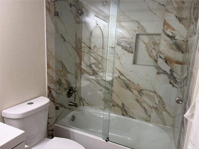 APT-304 - 9033 Wiles Rd, Condo with 2 bedrooms, 2 bathrooms and null parking in Coral Springs FL | Image 12