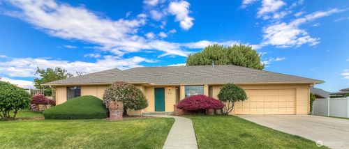 703 Tanarae Pl, Yakima, WA, 98908-3664 | Card Image