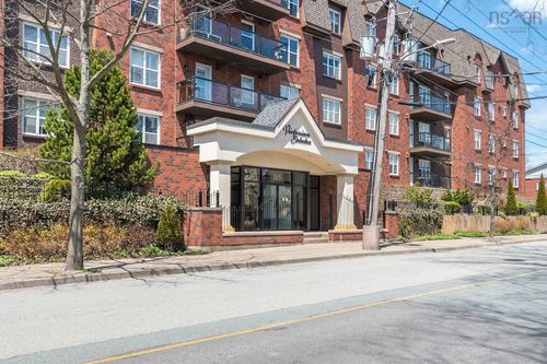 311-115 Ochterloney St, Dartmouth, NS, B2Y4W8 | Card Image