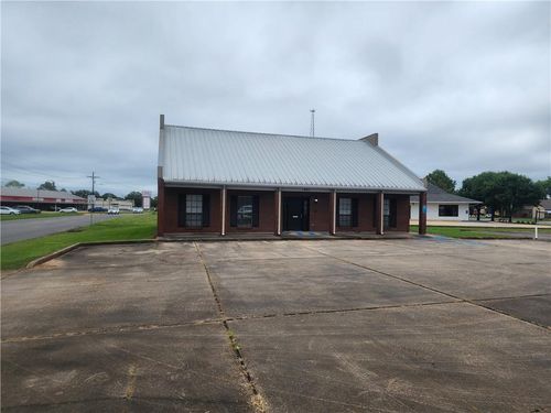 1700 Metro Dr, Alexandria, LA, 71301-3312 | Card Image