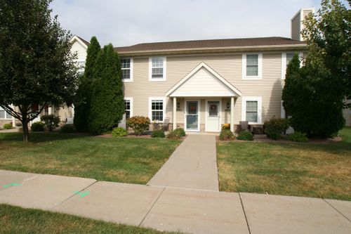 7-2853 Holiday Dr, JANESVILLE, WI, 53545-0653 | Card Image