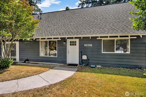 16318 128th Pl Se, Renton, WA, 98058-5506 | Card Image