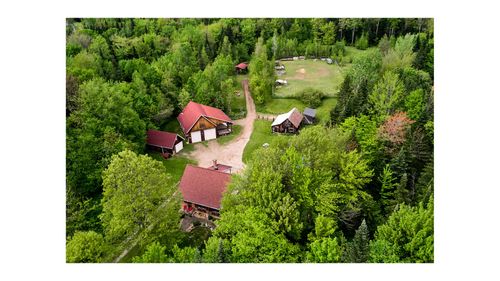 {{alt}} | Card Image