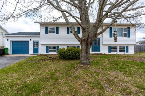 612 Crystal Drive, Greenwood, NS, B0P1R0 | Card Image