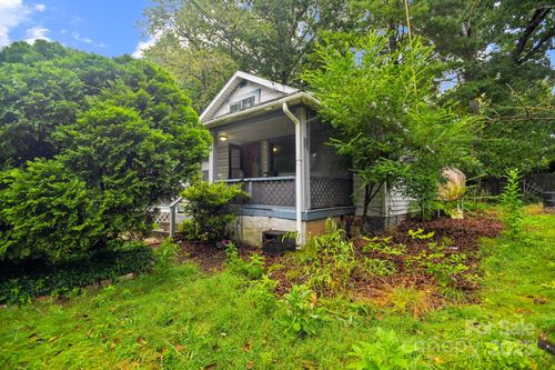 48 Middlemont Ave, Asheville, NC, 28806-2557 | Card Image